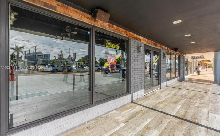 Pictures of Retail property located at 4950 W 12th Ave, Hialeah, FL 33012 for sales - image #1