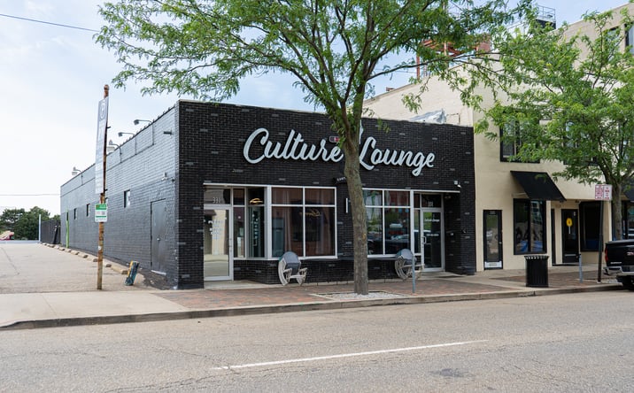 Pictures of Retail, Business for Sale property located at 331 CLEVELAND AVE NW, CANTON, OH 44702 for sales - image #1