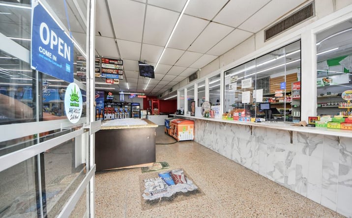 Pictures of Retail property located at 7844 Avenue E, Houston, TX 77012 for sales - image #1