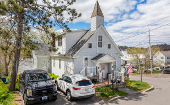 Pictures of Hospitality, Mixed Use, Special Purpose property located at 11 Water Street, Damariscotta, ME 04543-4061 for sales - image #1