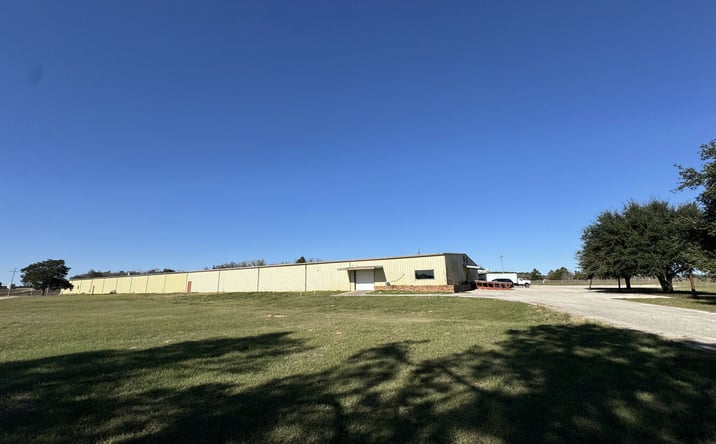Pictures of Industrial, Mixed Use, Land property located at 2502 Texas 304, Smithville, TX 78957 for sales - image #1