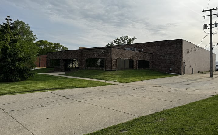 Pictures of Industrial property located at 32411 Industrial Dr., Madison Heights, MI 48071 for sales - image #1