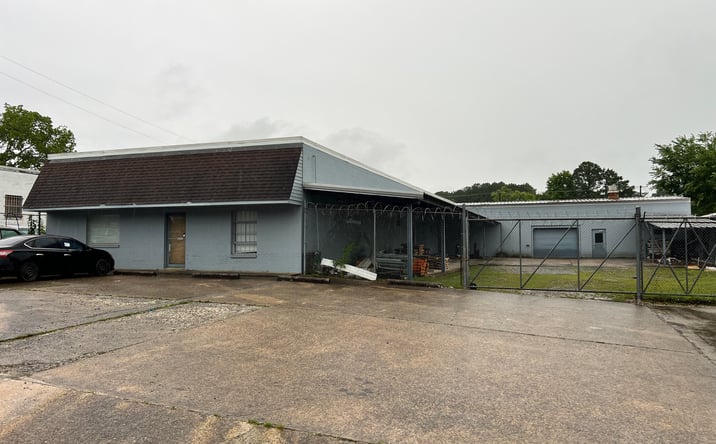 Pictures of Office, Industrial property located at 29 20th Court Northwest, Center Point, AL 35215 for sales - image #1