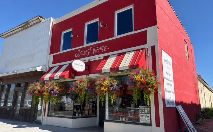 Pictures of Retail, Business for Sale property located at 540 GRAND AVE, DEL NORTE, CO 81132-2203 for sales - image #1