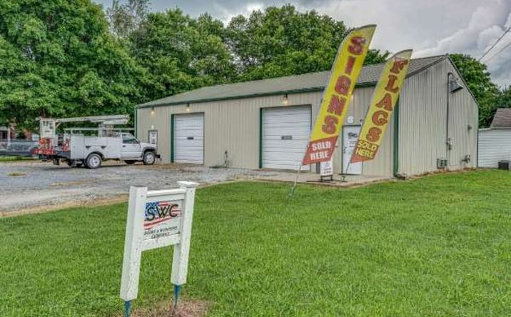 Pictures of Industrial property located at 208 Scott St, Dickson, TN 37055 for sales - image #1