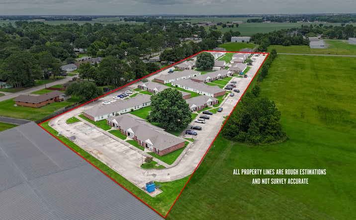 Pictures of Multifamily property located at 1341 Twenty Arpent Road, New Iberia, LA 70560 for sales - image #1