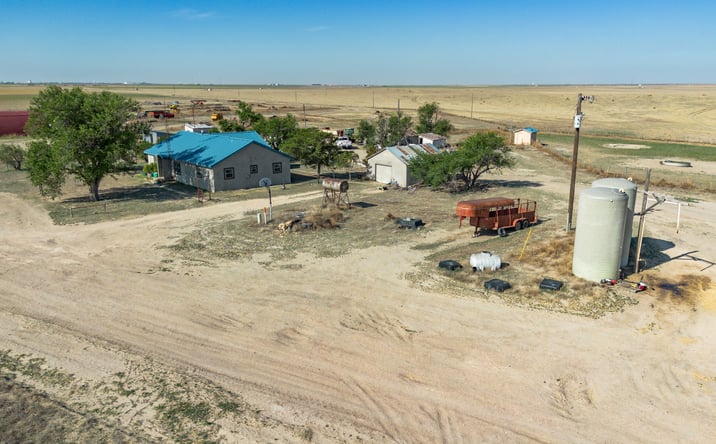 Pictures of Land property located at 6152 Farm to Market Road 1573, Stratford, TX 79084 for sales - image #1