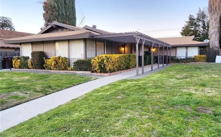 Pictures of Multifamily property located at 41660 Marine, Hemet, CA 92544 for sales - image #1