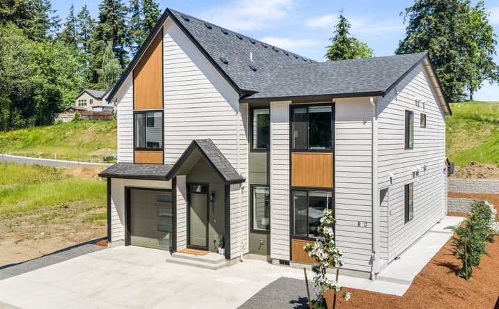 Pictures of Multifamily property located at 6807 NE 15th Ct, Vancouver, WA 98665 for sales - image #1