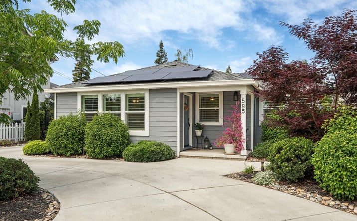 Pictures of Multifamily property located at 595 E AUGUSTA ST, WOODBRIDGE, CA 95258 for sales - image #1