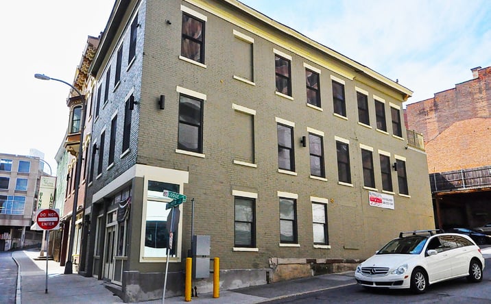 Pictures of Multifamily property located at 83 Beaver Street, Albany, NY 12207 for sales - image #1