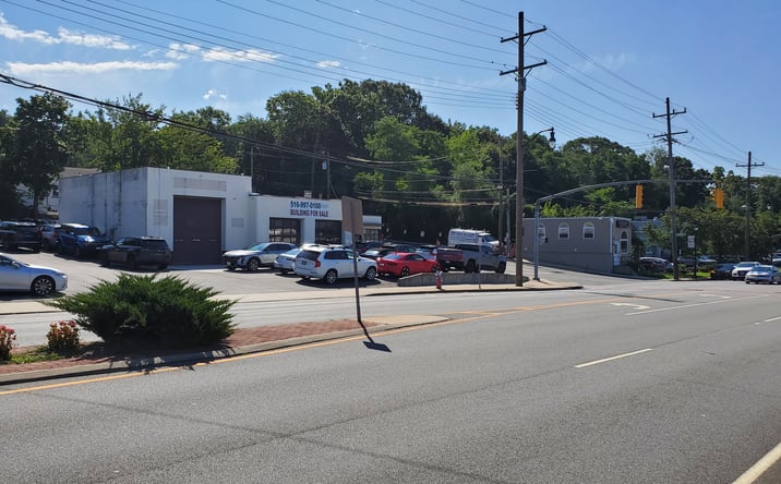 Pictures of Retail property located at 73 Cedar Swamp Rd., Glen Cove, NY 11542 for sales - image #1