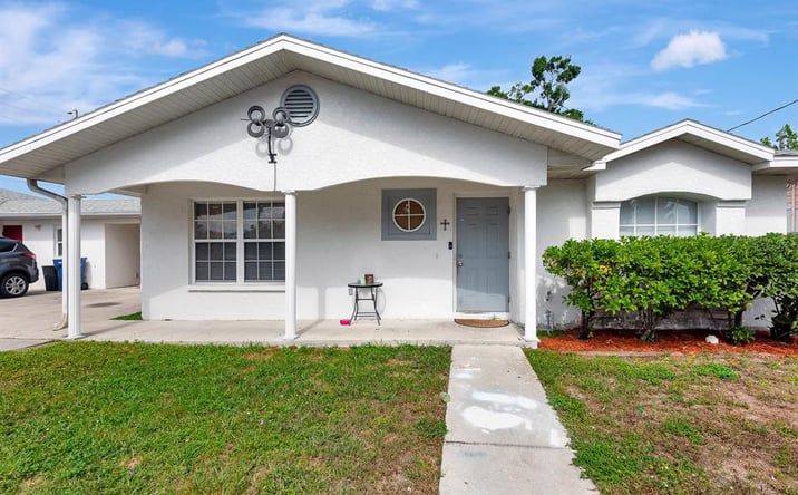 Pictures of Multifamily property located at 6528 12th St W, Bradenton, FL 34207 for sales - image #1