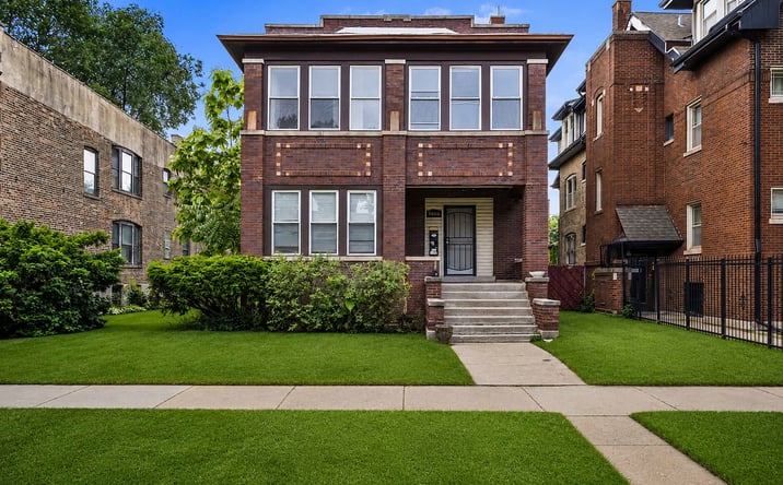 Pictures of Multifamily property located at 7406 S Crandon Avenue, Chicago, IL 60649 for sales - image #1