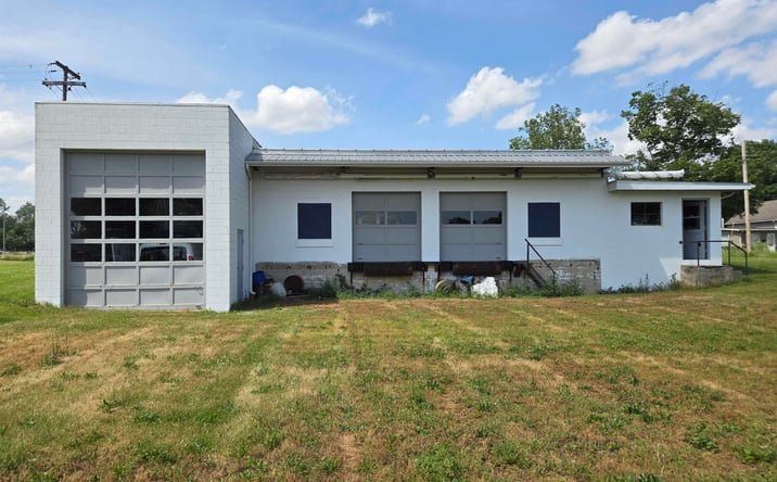 Pictures of Industrial property located at 611 W 4th Street, North Manchester, IN 46962 for sales - image #1
