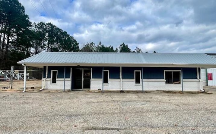 Pictures of Industrial, Retail property located at 981 Hwy 19 South, Meridian, MS 39301 for sales - image #1