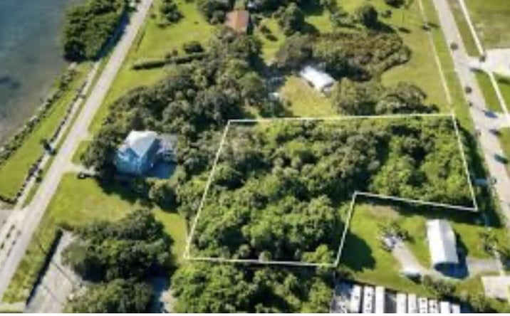 Pictures of Land property located at 1654 N Central Avenue, Sebastian, FL 32958 for sales - image #1