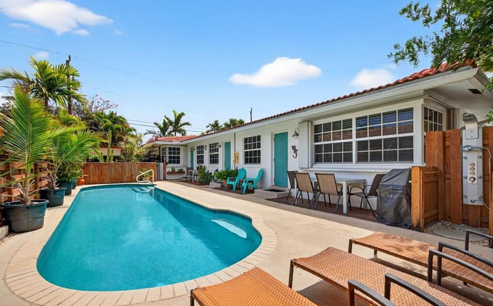 Pictures of Multifamily property located at 4532 Poinciana Street, Lauderdale By The Sea, FL 33308 for sales - image #1