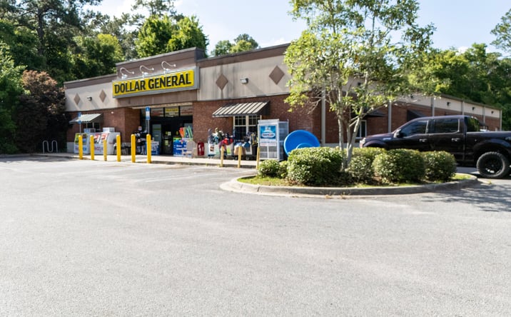 Pictures of Retail property located at 15300 BLOUNTSTOWN HWY, TALLAHASSEE, FL 32310-8249 for sales - image #1