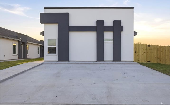 Pictures of Multifamily property located at 1600 Clinton Street, Harlingen, TX 78550 for sales - image #1
