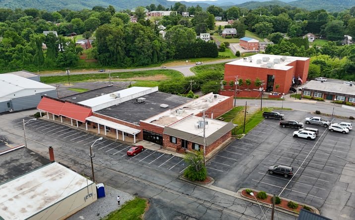 Pictures of Office property located at 120 Slusher St, Stuart, VA 24171 for sales - image #1