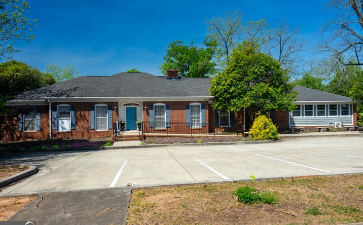 Pictures of Office property located at 104 Harwell Ave, LaGrange, GA 30240 for sales - image #1