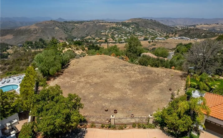 Pictures of Land property located at 24030 Alder, Calabasas, CA 91302 for sales - image #1