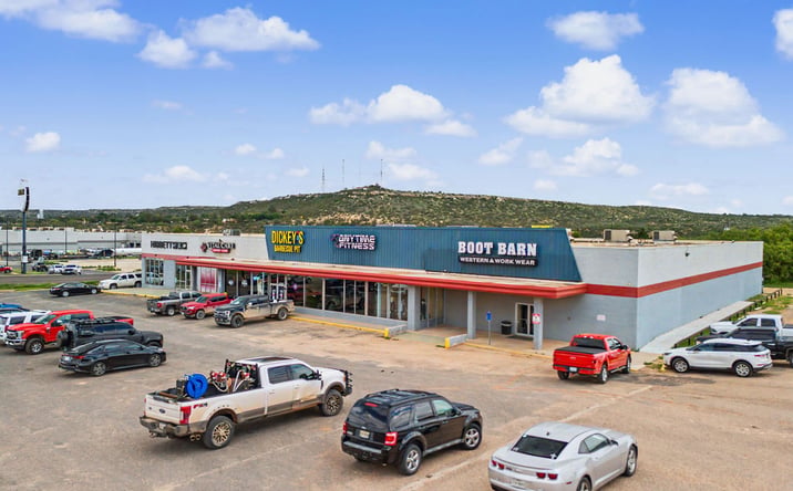 Pictures of Retail property located at 2602 S Gregg Street, Big Spring, TX 79720 for sales - image #1