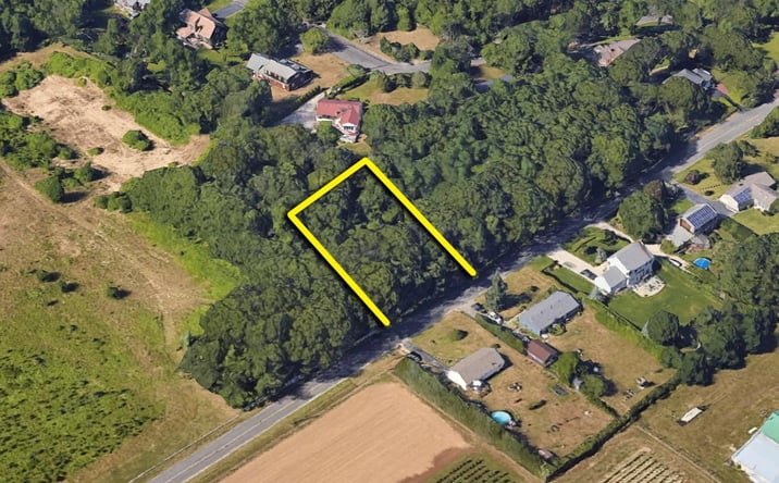 Pictures of Land property located at 5475 Bergen Avenue, Mattituck, NY 11952 for sales - image #1