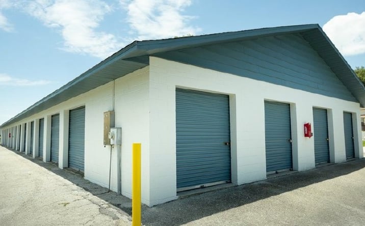 Pictures of Self Storage property located at 2008 Griffin Road, Leesburg, FL 34748 for sales - image #1