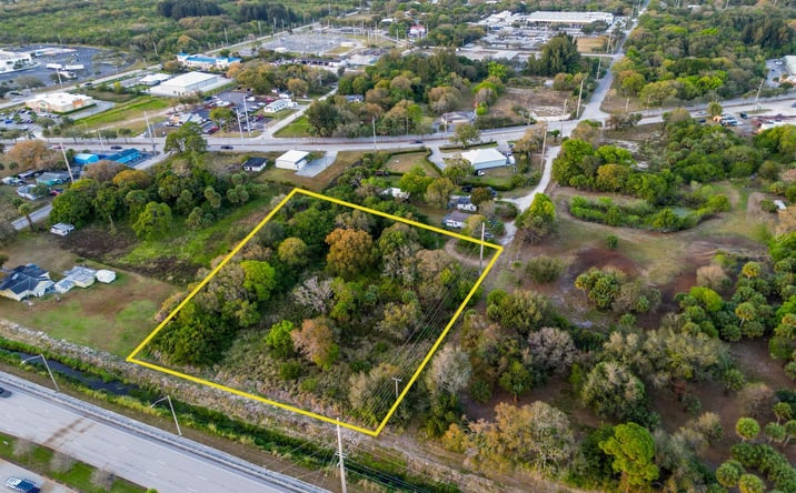 Pictures of Land property located at 2111 S 37th Street, Fort Pierce, FL 34947 for sales - image #1