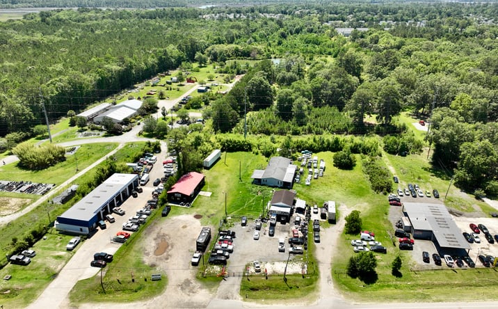 Pictures of Retail, Multifamily, Self Storage property located at 5659 OGEECHEE RD, SAVANNAH, GA 31405 for sales - image #1