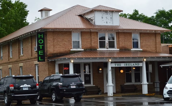 Pictures of Retail, Hospitality property located at 69 Courthouse Square, Murfreesboro, AR 71958 for sales - image #1