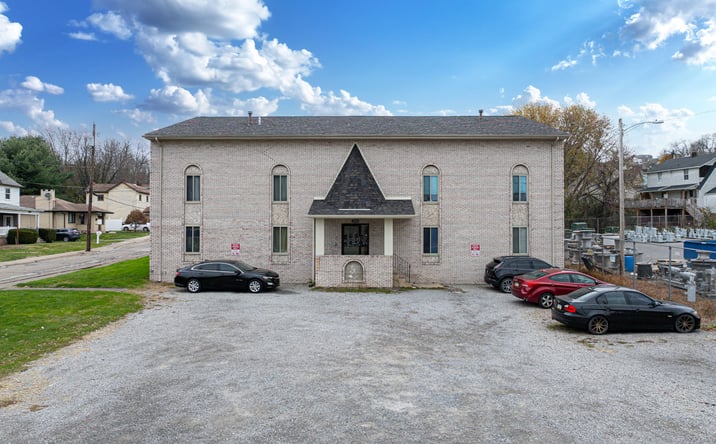 Pictures of Multifamily property located at 2204 Constitution Blvd, New Kensington, PA 15068 for sales - image #1