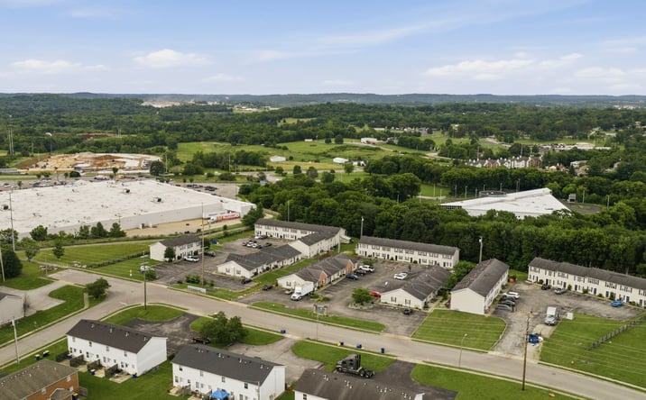 Pictures of Multifamily property located at 1956 Stonehenge Avenue, Bowling Green, KY 42101 for sales - image #1