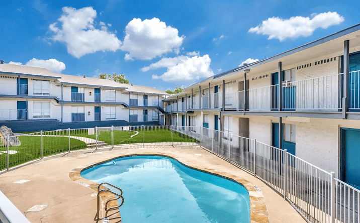 Pictures of Multifamily property located at 3706 West 8th Street, Dallas, TX 75211 for sales - image #1