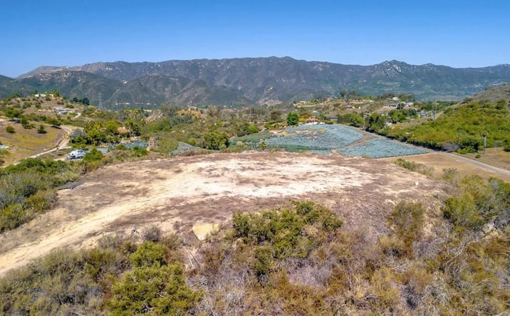 Pictures of Land property located at 27 Daily, Fallbrook, CA 92028 for sales - image #1