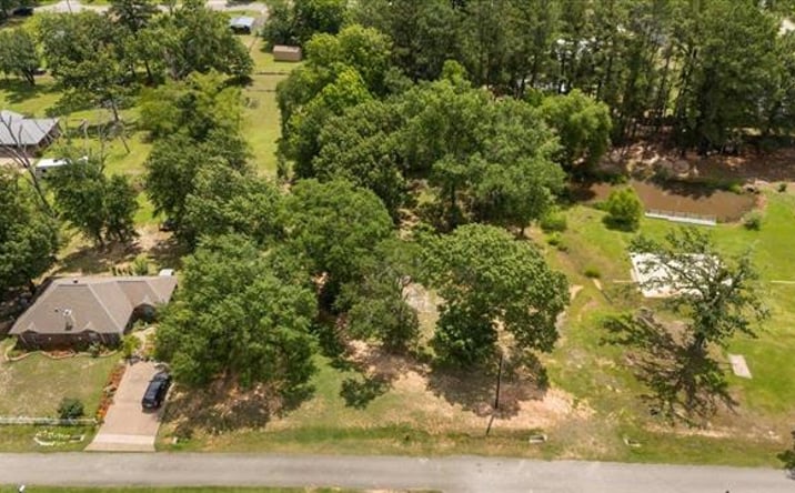 Pictures of Land property located at 605 Oak St, Bullard, TX 75757 for sales - image #1