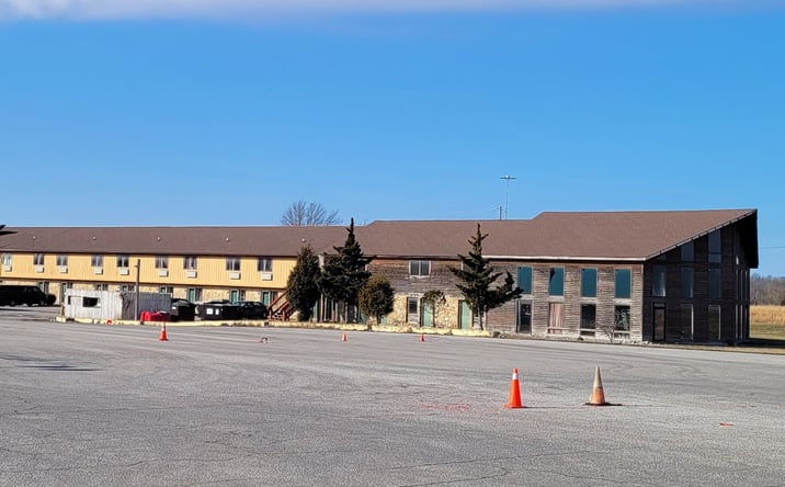 Pictures of Hospitality property located at 6908 S State Road 66, Leavenworth, IN 47137 for sales - image #1