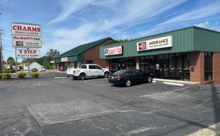 Pictures of Retail property located at 605-617 Piney Forest Rd, Danville, VA 24540 for sales - image #1