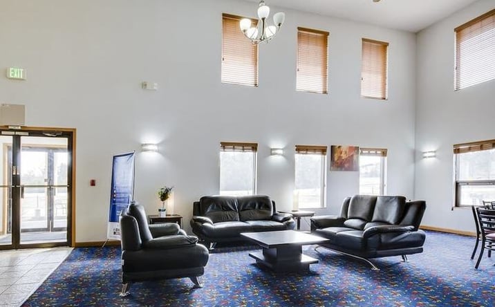 Pictures of Hospitality property located at 833 N FRONTAGE RDSCONSIN DELLS, WISCONSIN DELLS, WI 53965 for sales - image #1