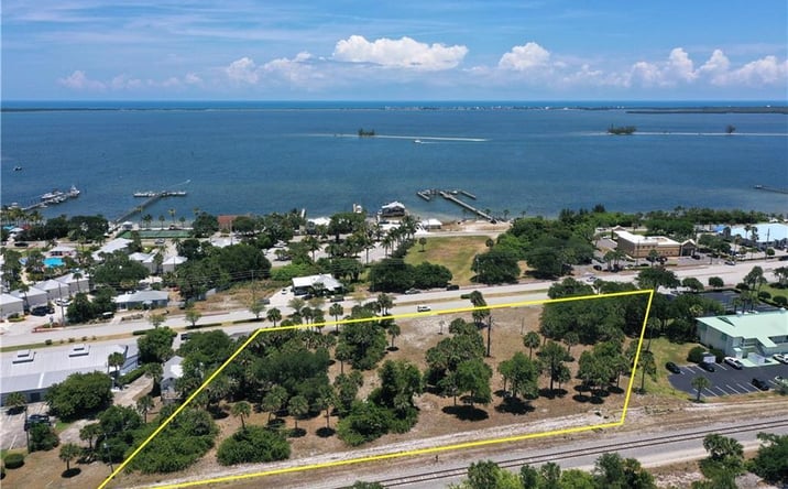 Pictures of Land property located at 1531 Us Highway 1 Highway, Sebastian, FL 32958 for sales - image #1