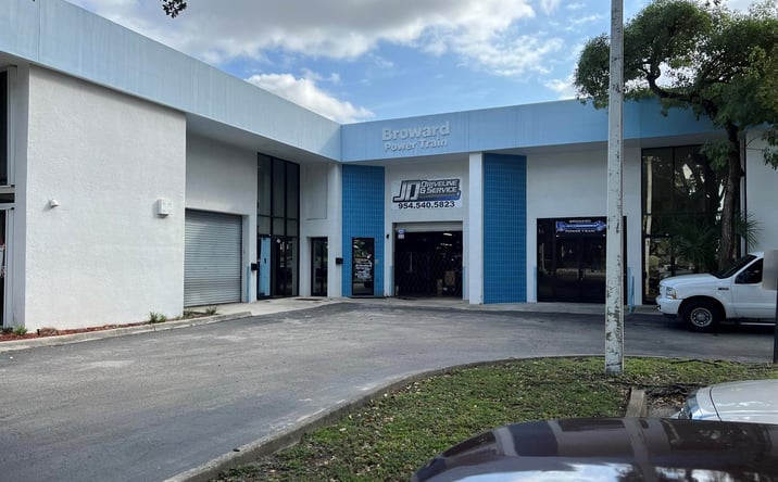 Pictures of Industrial property located at 5300 NW 12th Avenue # 11 #5-11, Fort Lauderdale, FL 33309 for sales - image #1