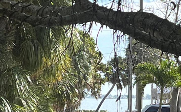 Pictures of Multifamily property located at 2172 NE Poinciana Terrace, Jensen Beach, FL 34957 for sales - image #1
