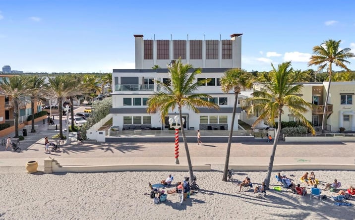 Pictures of Multifamily property located at 2203 N Surf Road, Hollywood, FL 33019 for sales - image #1