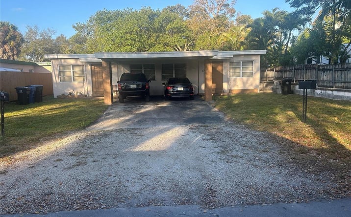 Pictures of Multifamily property located at 2721-2731 SW 13 Avenue, Fort Lauderdale, FL 33315 for sales - image #1