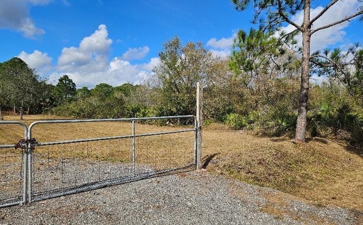 Pictures of Land property located at 570 S Palomino Street, Clewiston, FL 33440 for sales - image #1