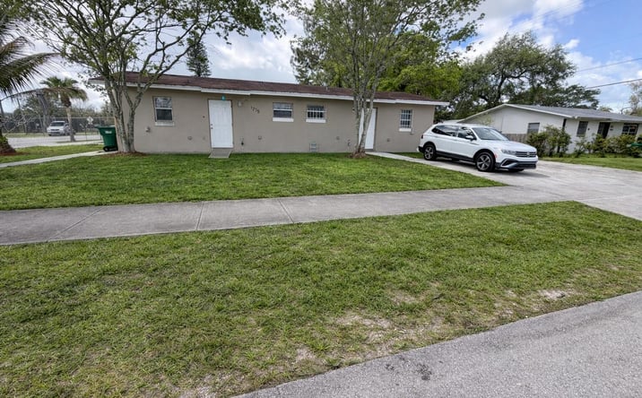 Pictures of Multifamily property located at 1275 NW 27th Avenue # 2 #1-2, Fort Lauderdale, FL 33311 for sales - image #1