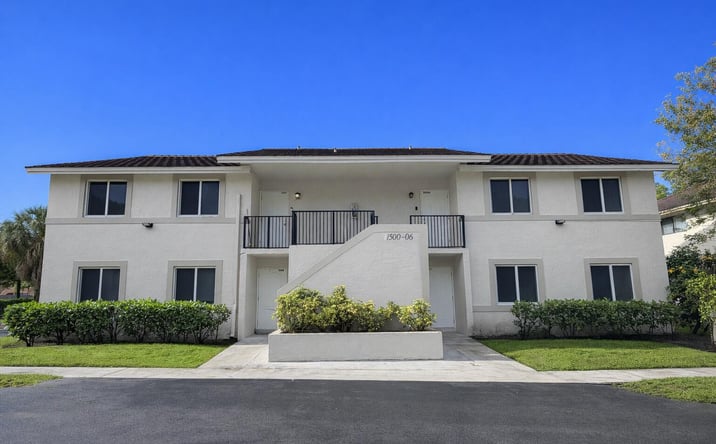 Pictures of Multifamily property located at 11500-11506 NW 43rd Court, Coral Springs, FL 33065 for sales - image #1