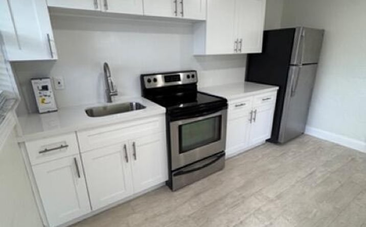 Pictures of Multifamily property located at 1325/1329/1333 NE 5th Terrace # 1, Fort Lauderdale, FL 33304 for sales - image #1